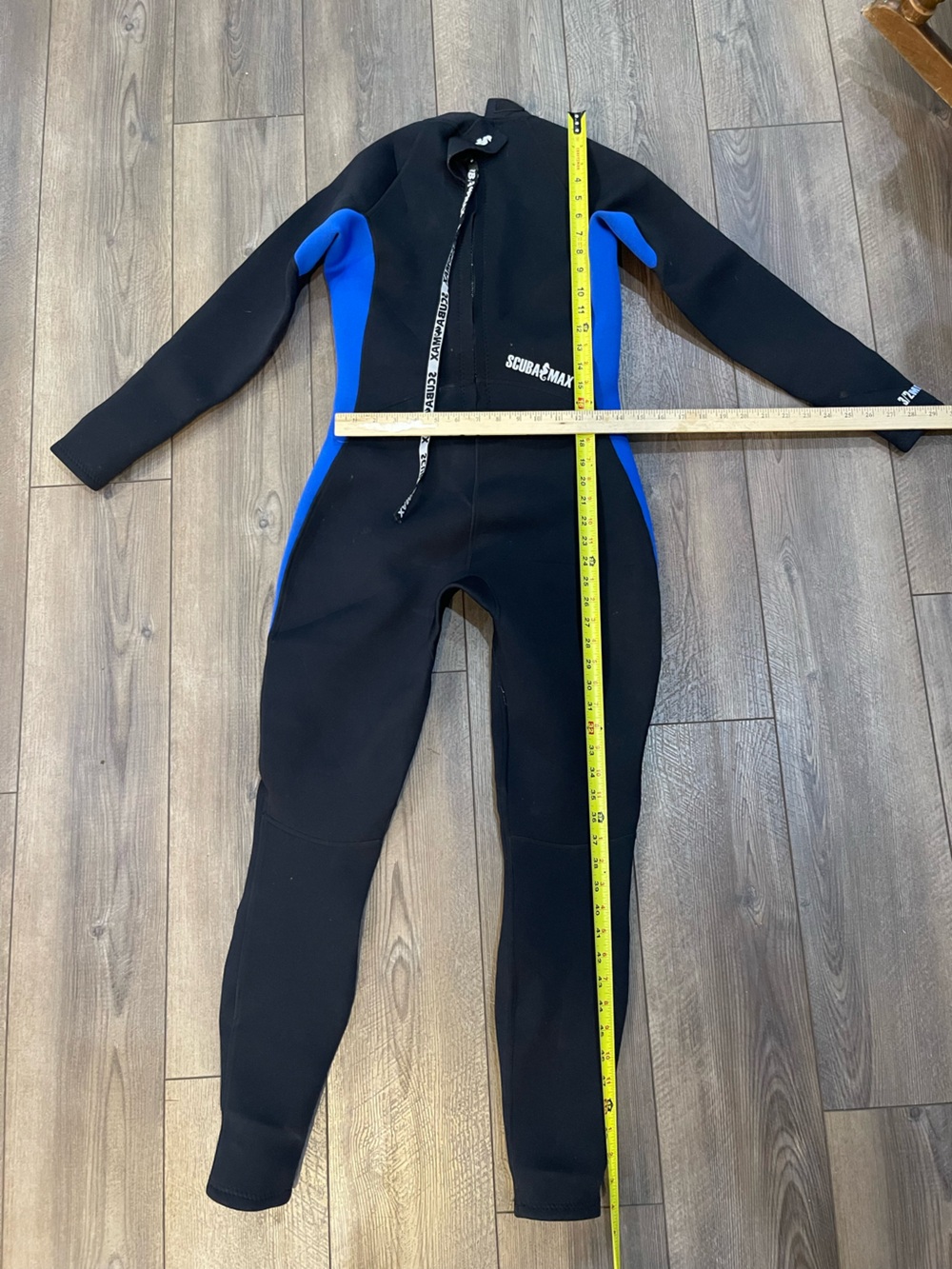 Women’s size 10 Black and Blue One-Piece Wetsuit